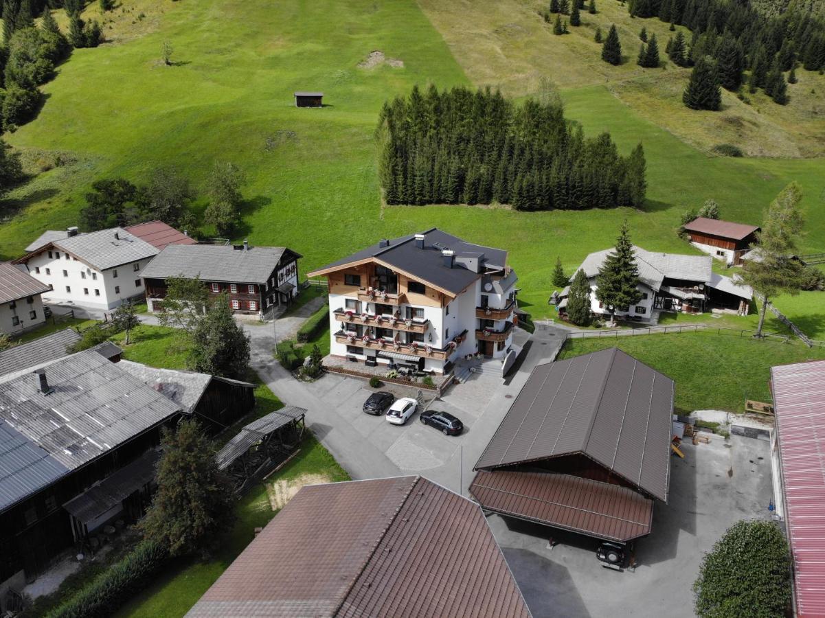 Pension Alpenperle Holzgau Exterior foto